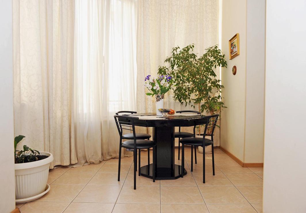 Premium Rent In Kiev Centre - Kiev Lägenhet Exteriör bild