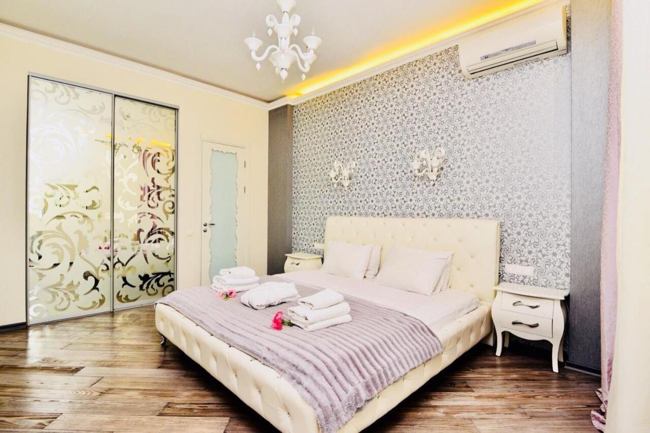 Premium Rent In Kiev Centre - Kiev Lägenhet Exteriör bild