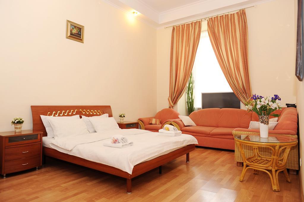 Premium Rent In Kiev Centre - Kiev Lägenhet Exteriör bild